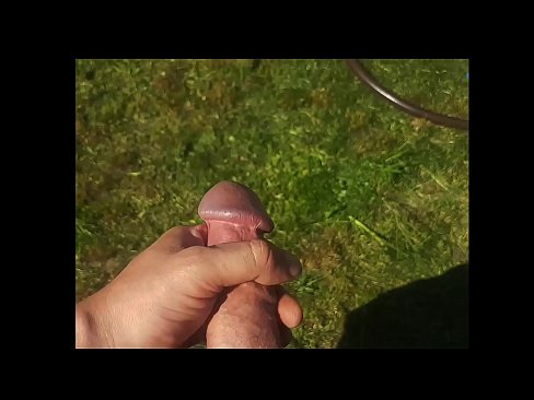 ❤️ Faigheann hottie te a pussy bándearg fucked agus cums le squirt i ghairdín samhraidh ❤  Porn fb  ag ga.porngifmag-com.ru ️❤