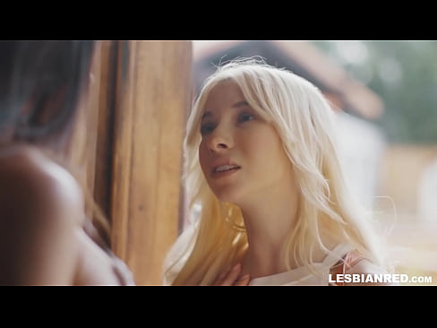 ❤️ Tagann an cailín abhaile cúpla mí ina dhiaidh sin agus itheann sí pussy a leasmham ❤  Porn fb  ag ga.porngifmag-com.ru ️❤